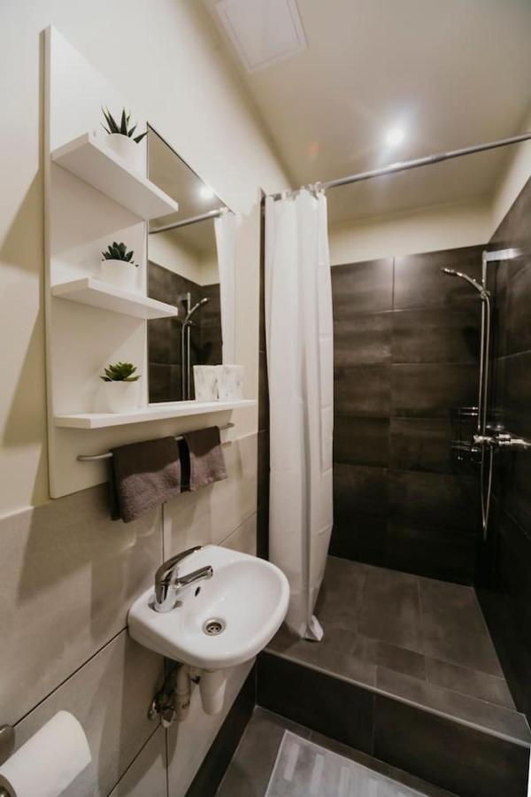 Smallest Apartment In The Center Of Riga Exteriör bild